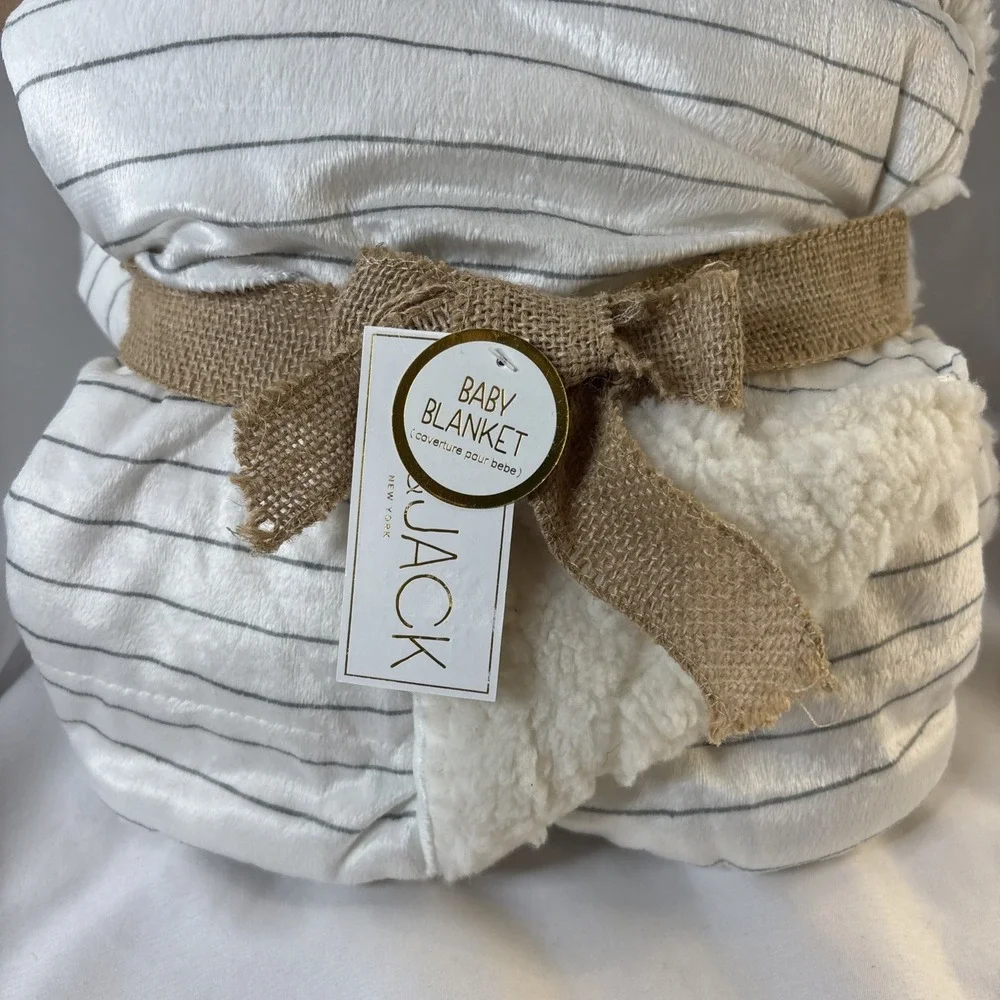 Lila & Jack‎ Baby Blanket Gray Stripe Reversible to White Sherpa 30x40